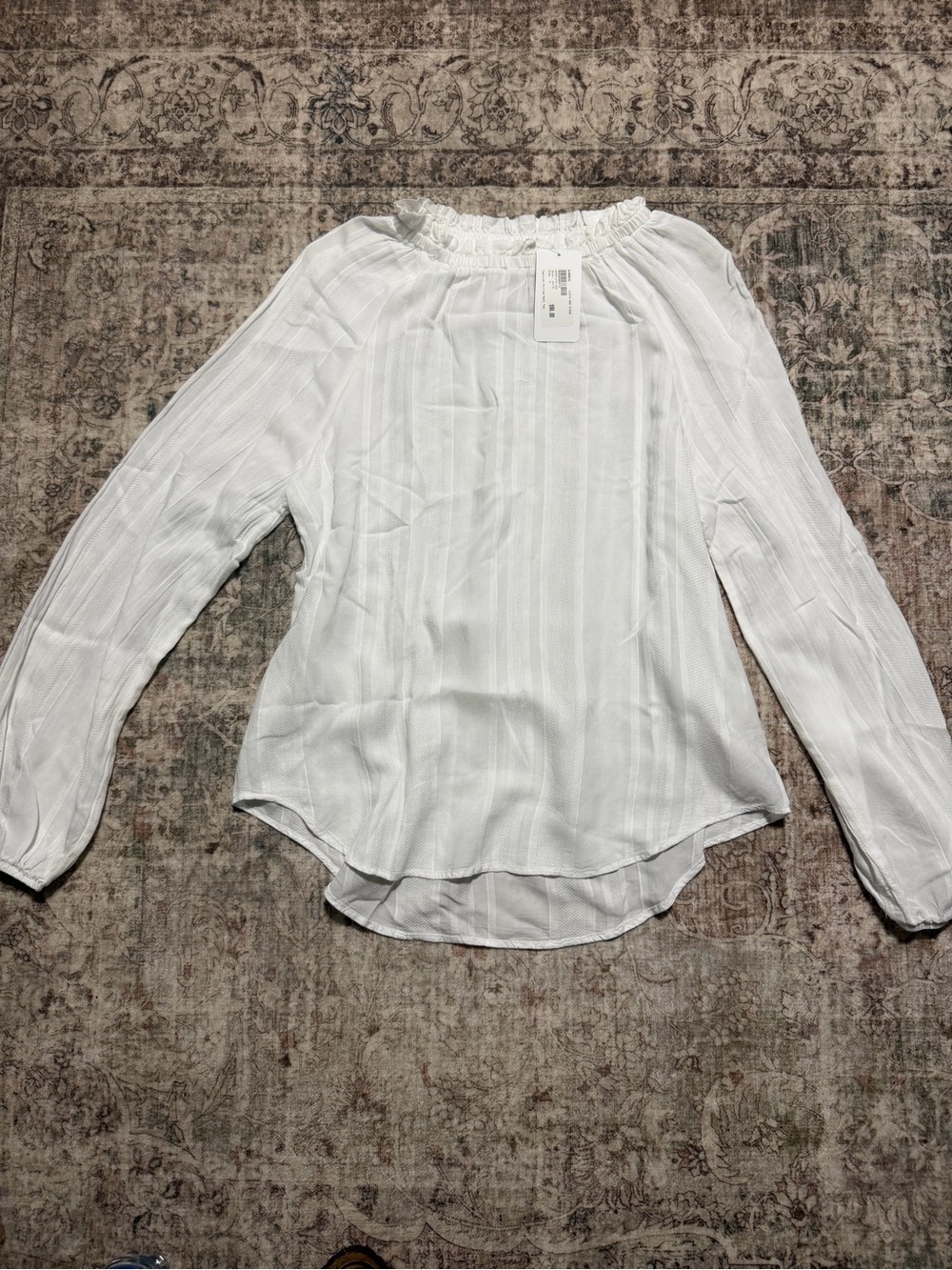 Cloth & Stone Women’s White Long-Sleeve Ruffle Neck Top M